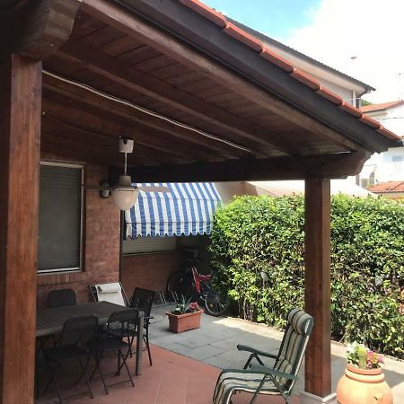 Casa Luciana Villa Viareggio Exterior foto